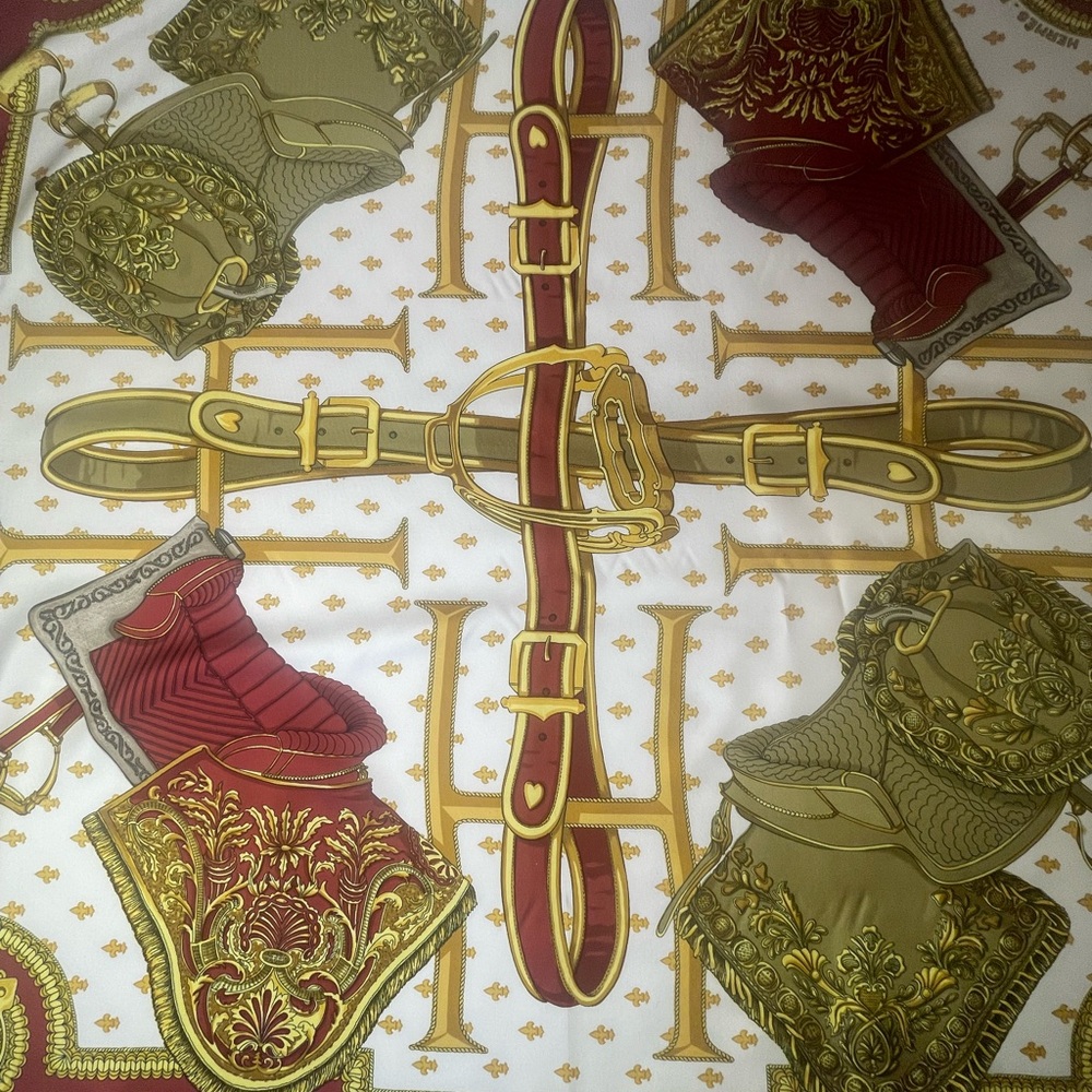 Vintage Hermès Silk Scarf 1994 ‘Selles à Housse’ Burgundy Gold Equestrian Logo - Picture 14 of 16